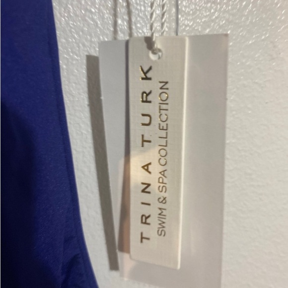 Trina Turk Women's Monaco Ruffle Tankini Off Shoulder Swimsuit Top NWT size 4 - Picture 7 of 10